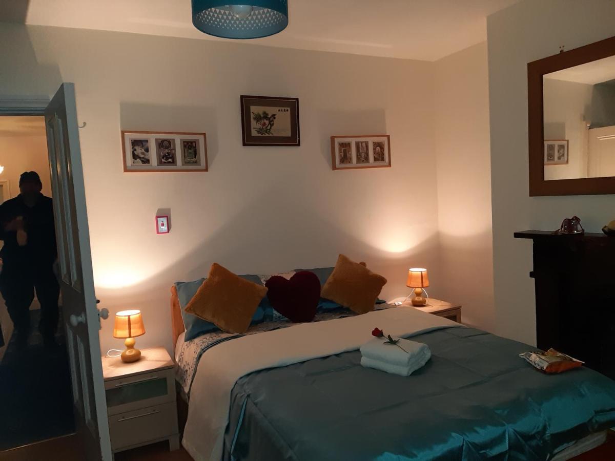 Phoenix Nights Guest House بارو في فرنيس المظهر الخارجي الصورة
