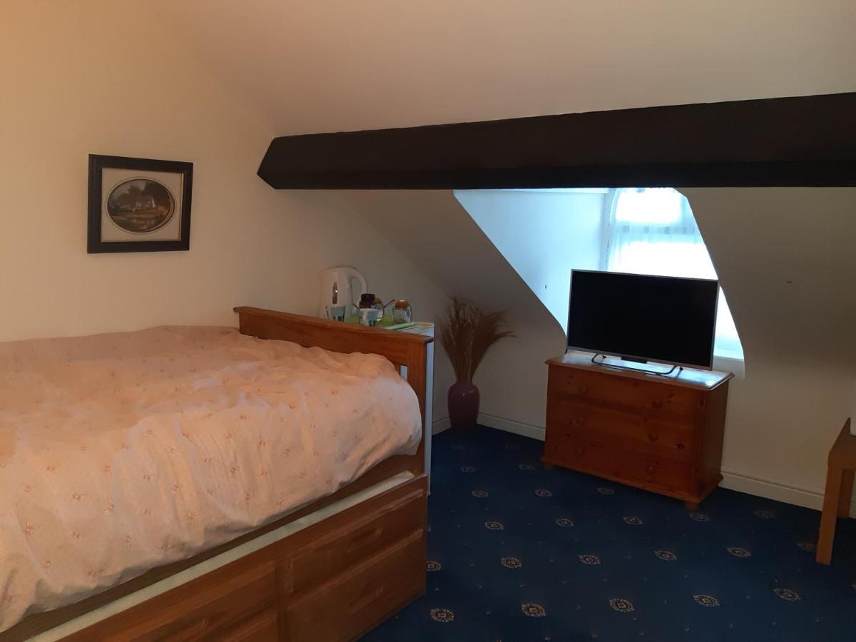 Phoenix Nights Guest House بارو في فرنيس المظهر الخارجي الصورة