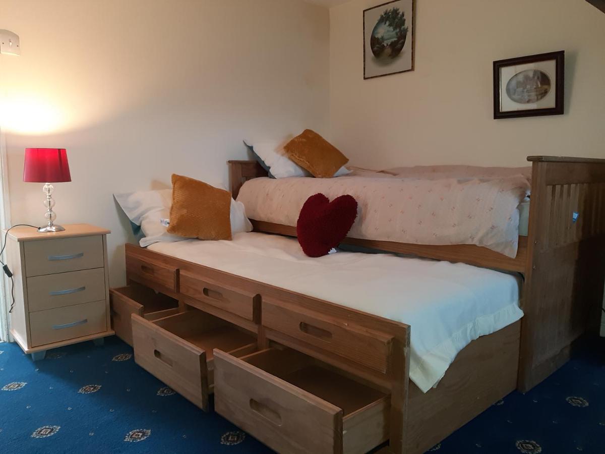 Phoenix Nights Guest House بارو في فرنيس المظهر الخارجي الصورة