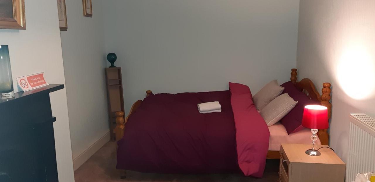 Phoenix Nights Guest House بارو في فرنيس المظهر الخارجي الصورة