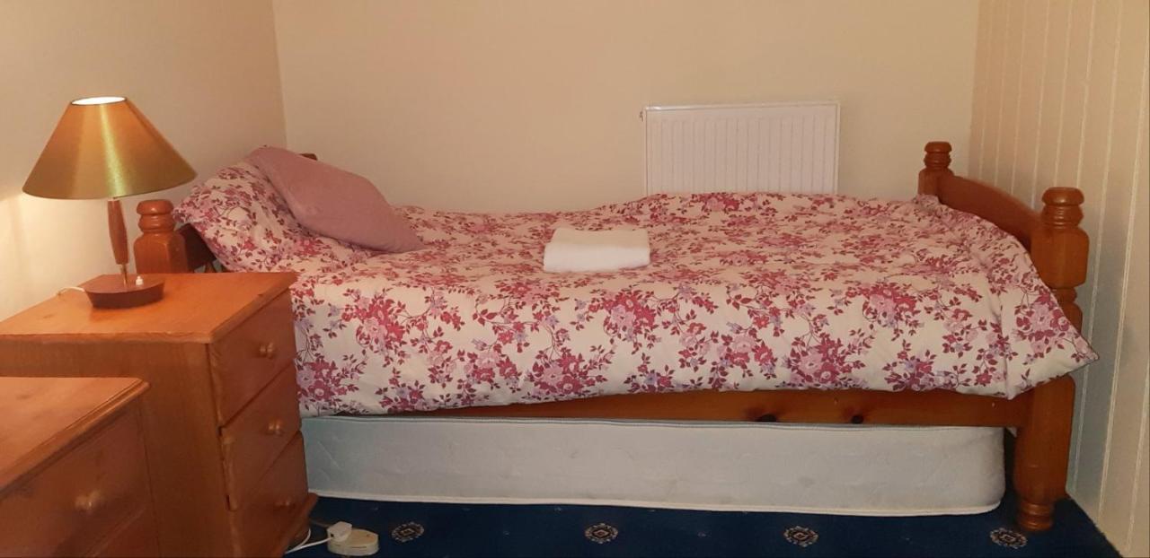 Phoenix Nights Guest House بارو في فرنيس المظهر الخارجي الصورة