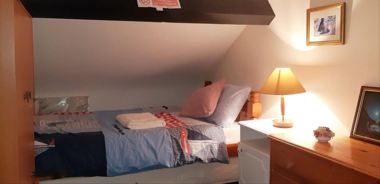 Phoenix Nights Guest House بارو في فرنيس المظهر الخارجي الصورة