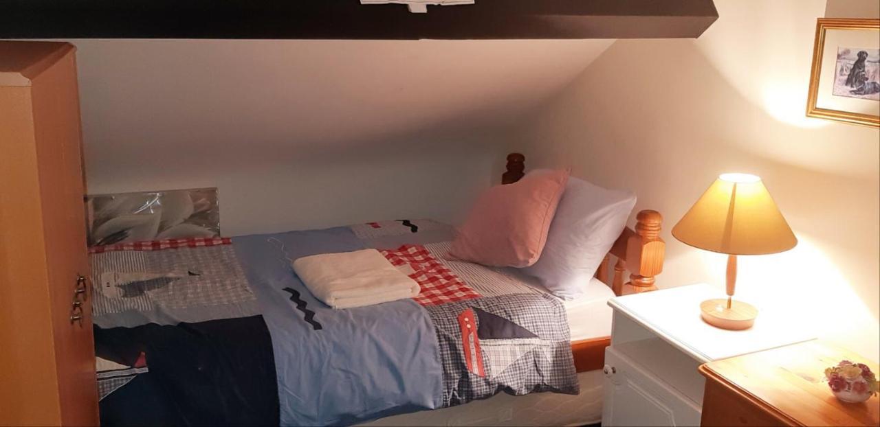 Phoenix Nights Guest House بارو في فرنيس المظهر الخارجي الصورة
