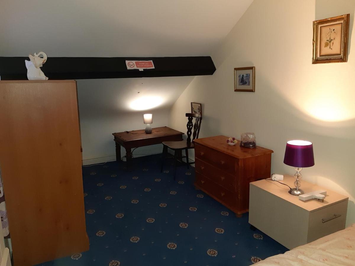Phoenix Nights Guest House بارو في فرنيس المظهر الخارجي الصورة