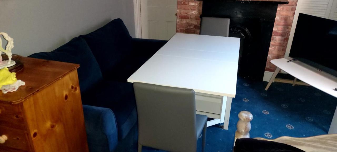 Phoenix Nights Guest House بارو في فرنيس المظهر الخارجي الصورة