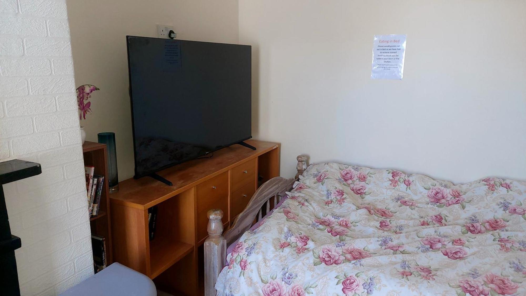 Phoenix Nights Guest House بارو في فرنيس المظهر الخارجي الصورة